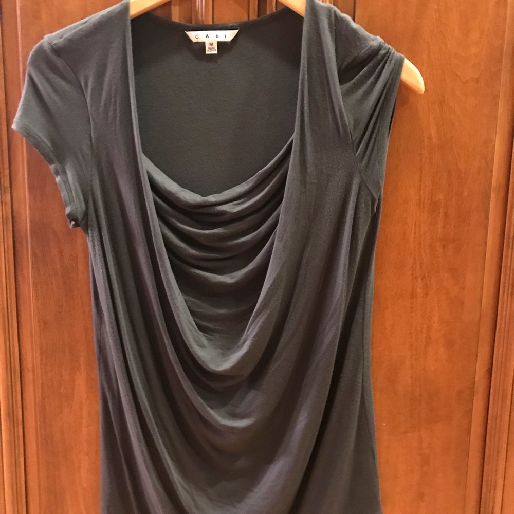 🧞‍♀️SOLD🧚🏾‍♀️ Cabi short-sleeved women’s shirt